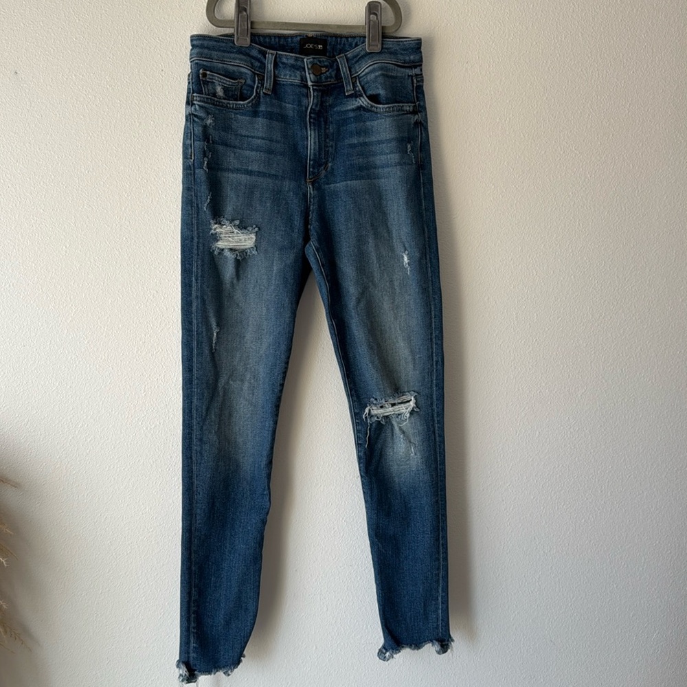 Joe’s Jeans The Charlie High Rise Skinny Ankle